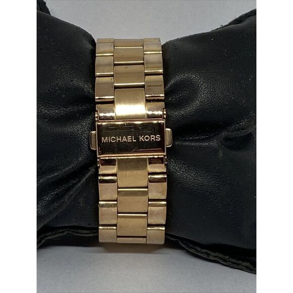 Michael Kors Runway MK3197 Womens Stainless Steel Analog Dial Quartz Watch UC504 - Picture 6 of 12